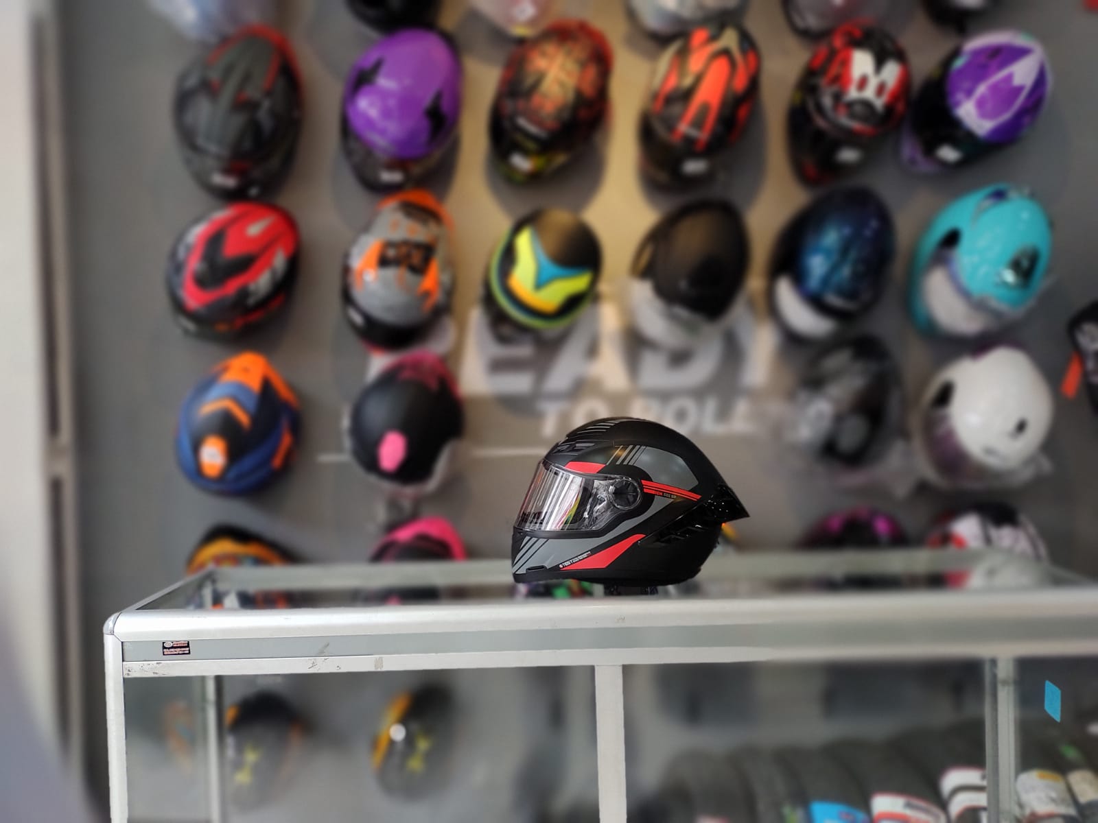 Casco ICH 501 | Protección, Comodidad y Estilo - Imagen 3